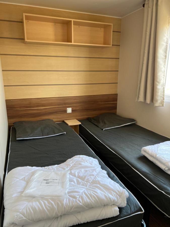 Mobilhome 4 Ca61 Vias Luaran gambar